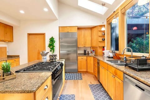 Chef, this kitchen is for you!