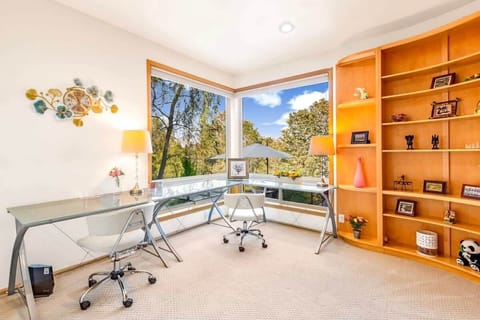 The delicate work office on the 3rd floor that you could work from home here