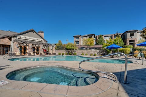 Outdoor pool, a heated pool