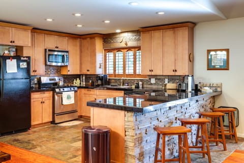 Kitchen | Keurig Coffee Maker | Coffee Grinder