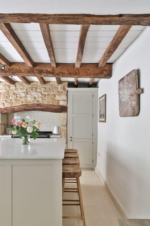 Stylish kitchen with island and seating for 4