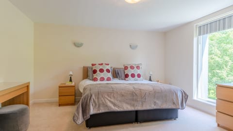 Bedroom Three, The Dutchy (Hill View), Bolthole Retreats