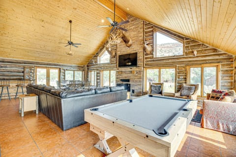 Glade Park Vacation Rental | 3BR | 2BA | 3,904 Sq Ft | 3 Steps to Enter