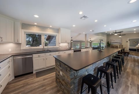 Oversized kitchen island with bar seating for 6
