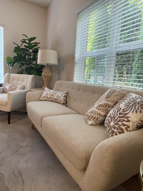 Living room mid-century seating