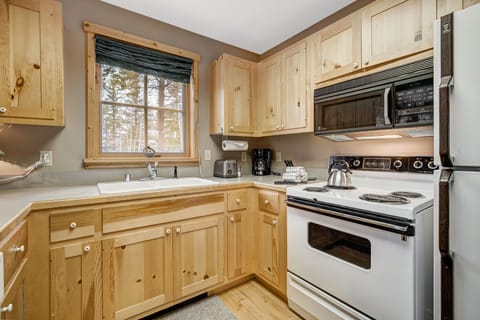 Indoors, Kitchen, Microwave, Oven, Sink