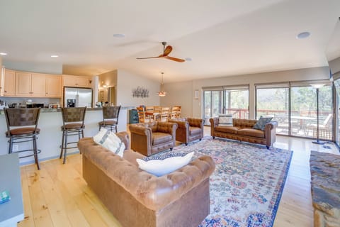 TV, fireplace, books, stereo