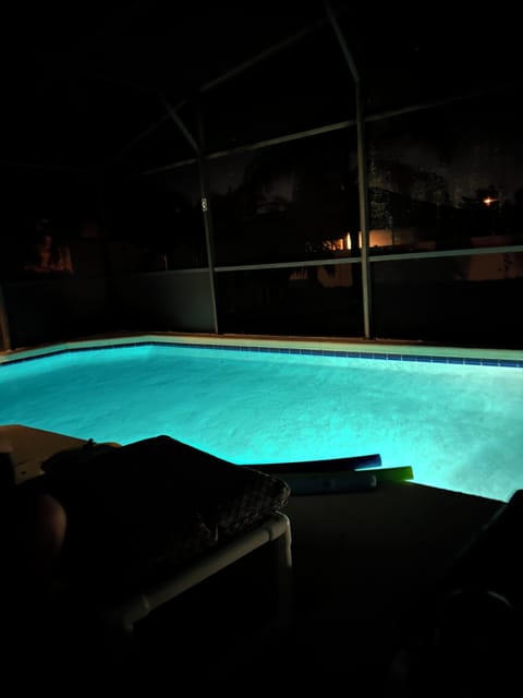 Disney Pool Home Magical and New - D4f5b9 