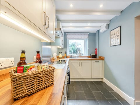 Kitchen | Mill Keeper’s Cottage, St. Clears