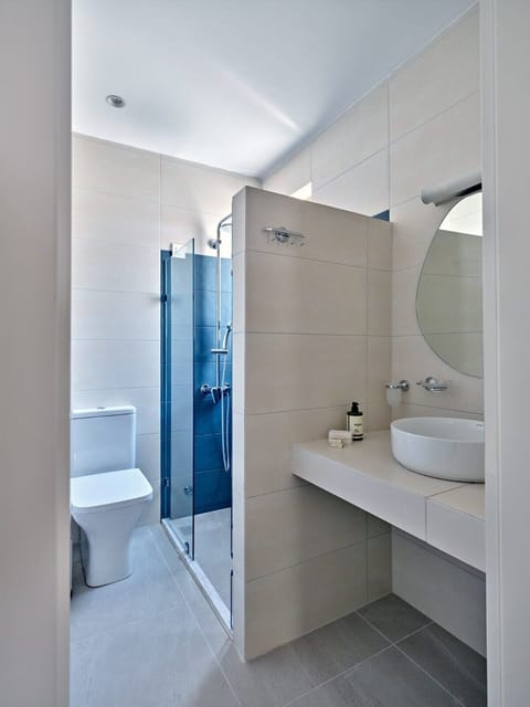 Experience the exclusive comfort of the private bathroom
