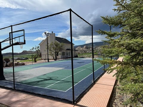 Sport court