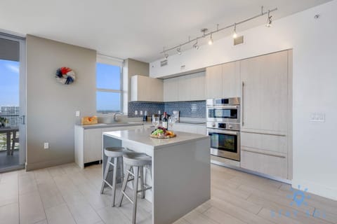 Fully-equipment kitchen