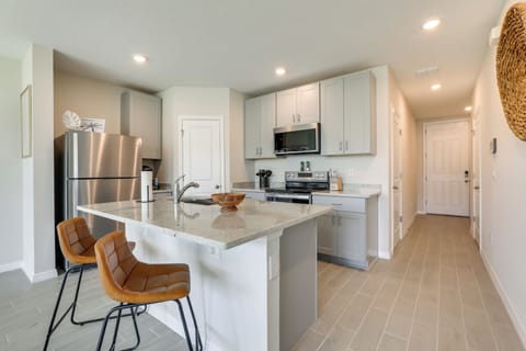 Kitchen | Equipped w/ Cooking Essentials | Breakfast Bar w/ Additional Seating