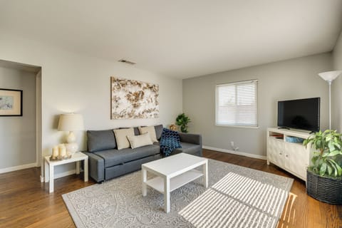 Sacramento Vacation Rental | 1BR | 1BA | 3 Steps Required | 620 Sq Ft