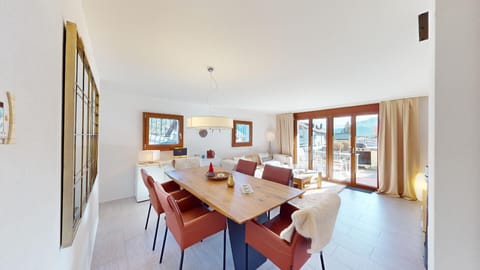 Living area with access to the terrace