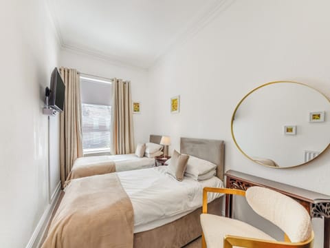 Twin bedroom | The Manse, Coxhoe, nearby Durham