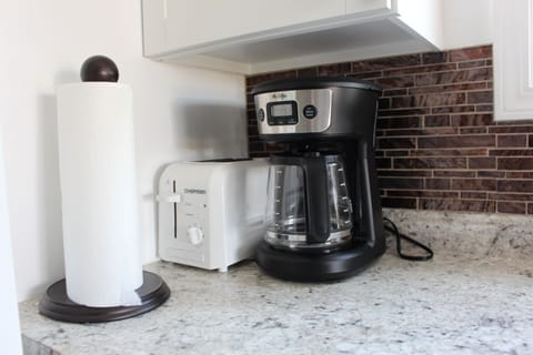 Full size coffee pot