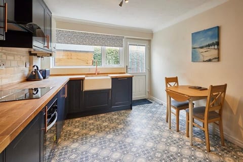 Pearl Street, Saltburn-by-the-Sea - Host & Stay