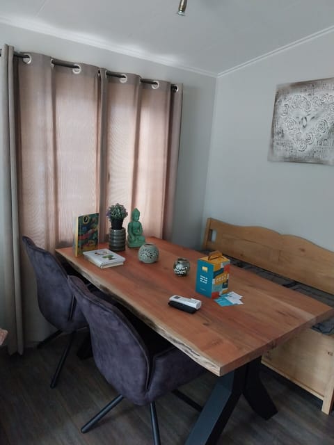 The dining table of BPW 1105 Bospark 't Wolfsven - EEZZ