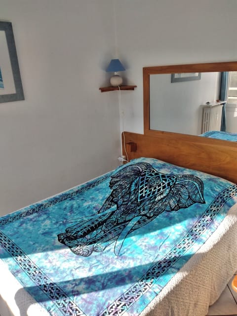 1 bedroom, iron/ironing board, bed sheets