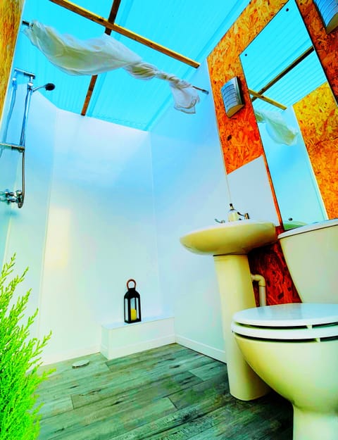 All New Luxury Private Bathroom & Wet ~ Rooms July 2023