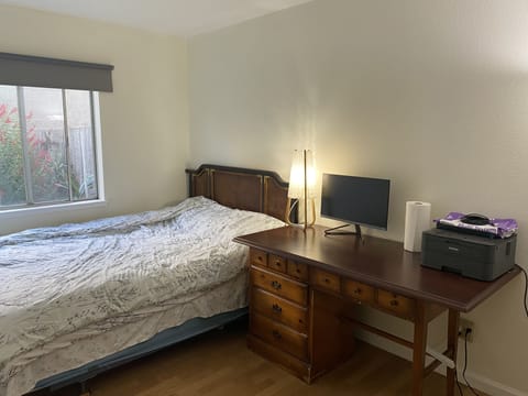 In-room safe, desk, free WiFi, bed sheets