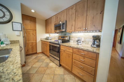 Fully equipped kitchen