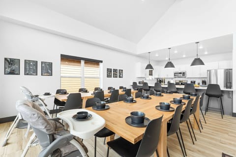 Dining Room seats up to 25! Two high chairs are also available.