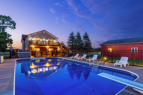 Indoor pool, outdoor pool