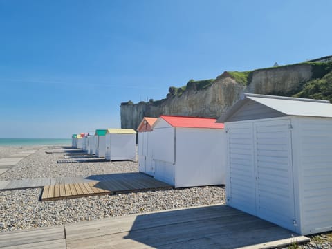 Beach nearby, sun loungers