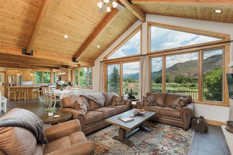 Mountain Views from the Living Room - Vaulted Ceilings and Large Windows