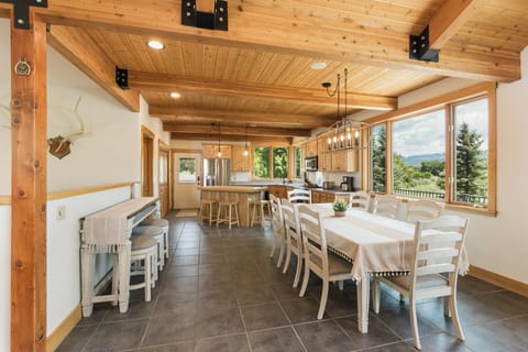 Dining Space - Seating for Eight (8)