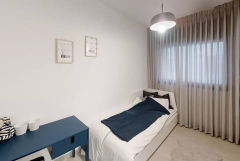 Luxury 3 Bedroom new apartment-Beach&Bahai Gardens Apartamento in Haifa