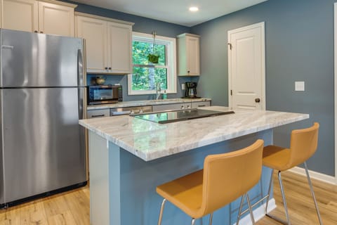 Kitchen | Cooking Basics | Drip Coffee Maker | Electric Cooktop | Oven