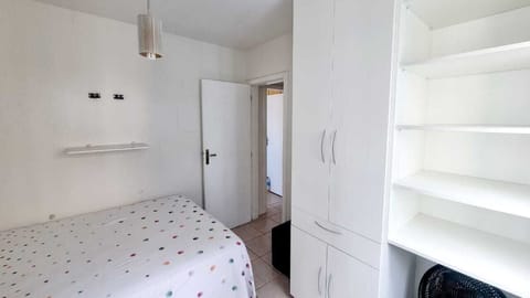 2 bedrooms, free WiFi, bed sheets, wheelchair access