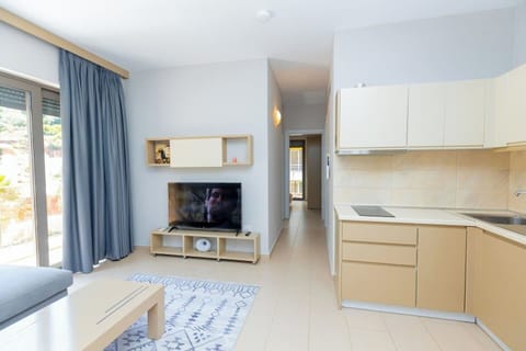 Living Room & Kitchen
