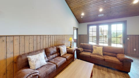 4 Bedroom unit in the Smokies- Unit 721 | Pigeon Forge, TN | VacationRenter