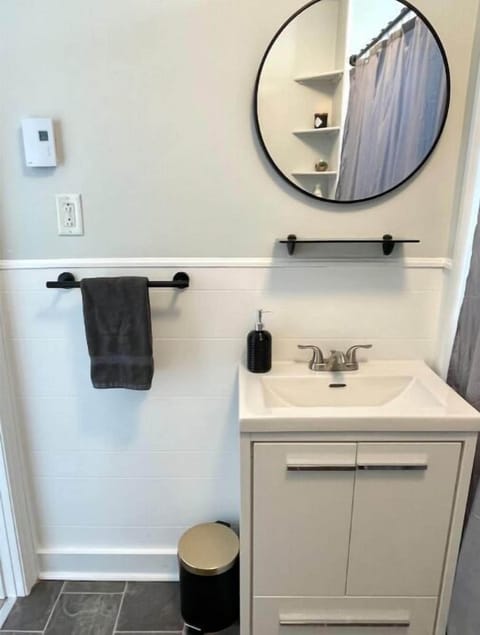 Combined shower/tub, hair dryer, towels, soap