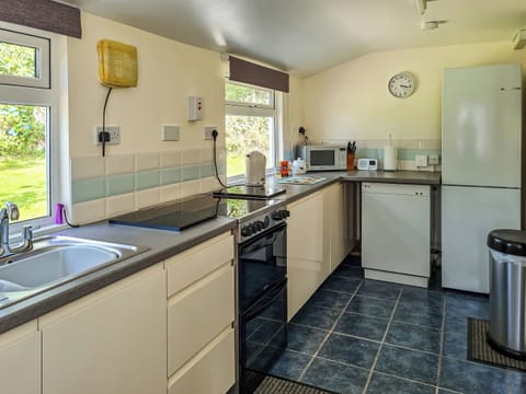 Kitchen | Carnlussack Cottage, Troon, near Camborne