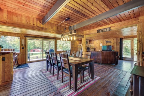 Dining Area | 1st Floor