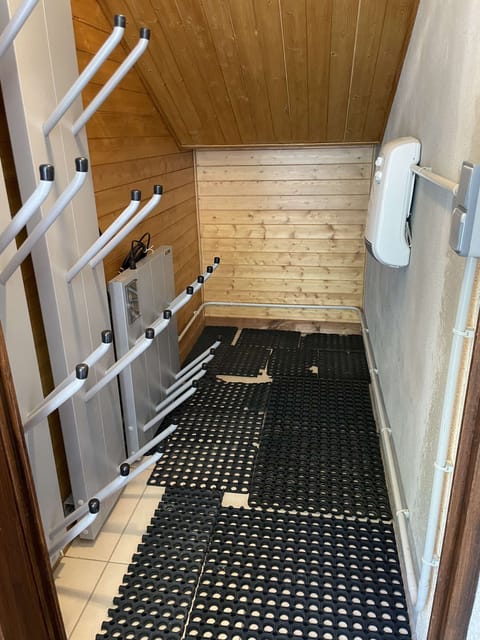 boot and ski boot drying room