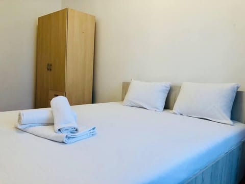 BIG Ultra-Central 3 Bedrooms U10 Condo in Timisoara