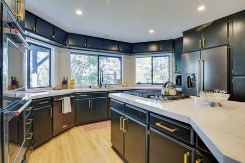 Fully Equipped Kitchen | Cooking Basics