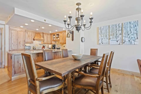 1685567654836-1720-3