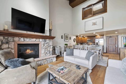 1697052616692-1721-7