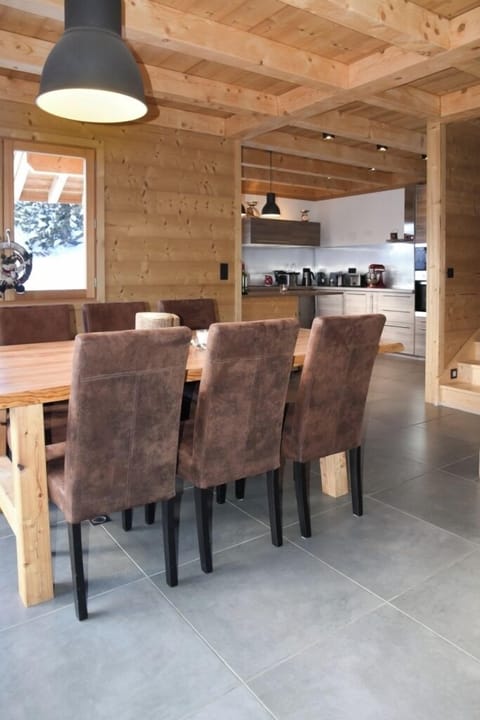 4d3ad6e3-3156-4ec2-b536-98ac41a16731