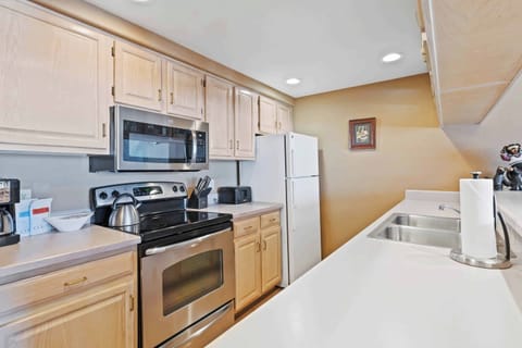 1685568385267-1728-6