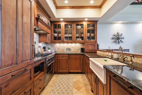 1685568540615-1730-5