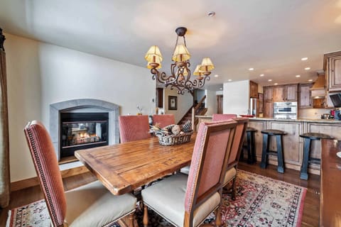 1685569147327-1737-6