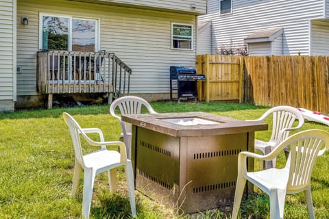 Fire Pit | Outdoor Seating